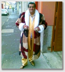 Lawyers always advise their clients to dress well for court. Maybe Mr. Hartshorne ignored his attorney's advice. What else would account for this whacked decision?